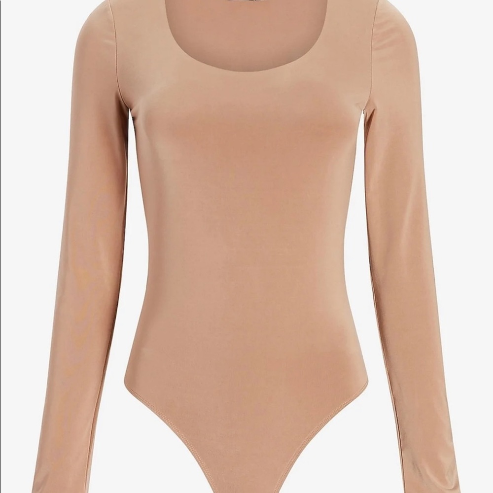 NWT Express Body Contour Double Layer Round Neck Thong Bodysuit Sz M Tan Nude